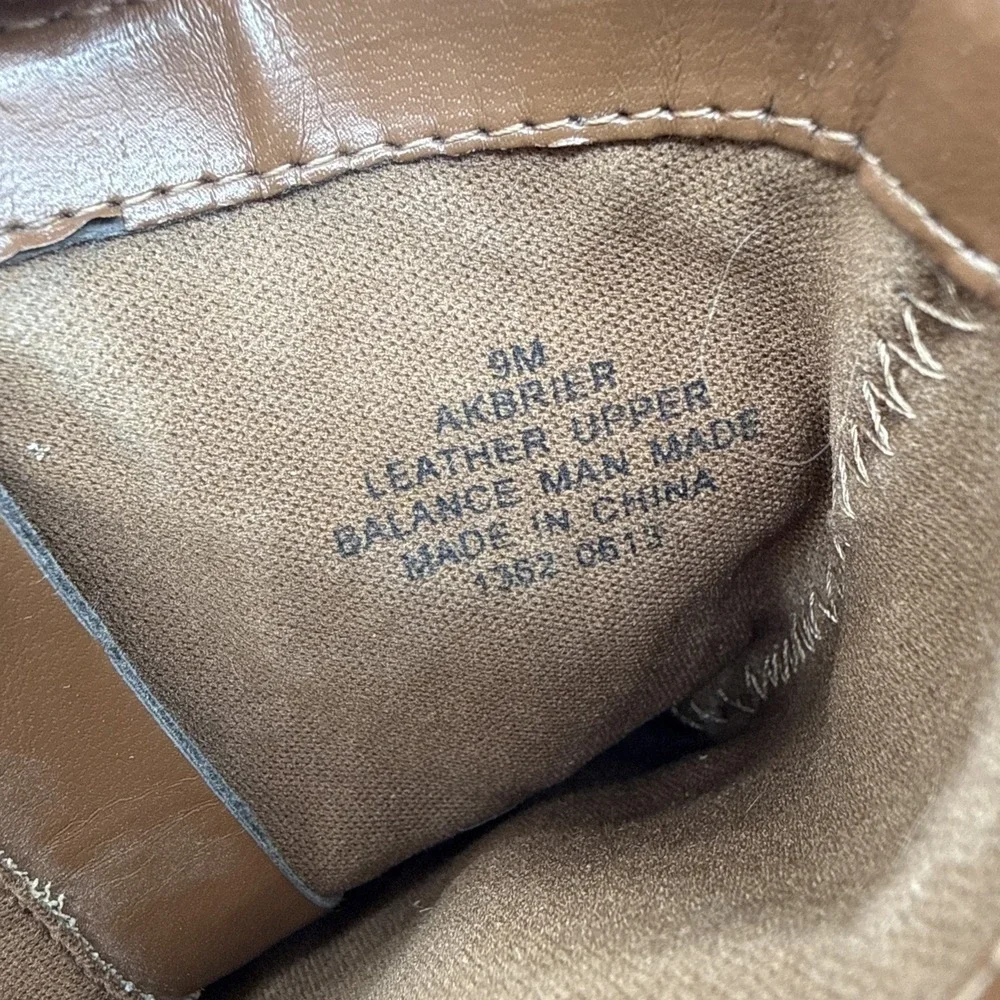 Anne Klein 9 Brown Suede Leather Ankle Lower Calf Boot Cute Career Casual EUC